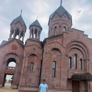  ,   Artur, 33 ,   ,   