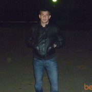  ,   Garik, 42 ,  