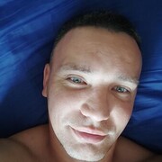  ,   Anton, 33 ,   ,   