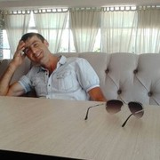  ,   Artur, 39 ,   ,   , c , 