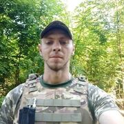  ,  Denis, 32
