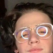  ,  Denis, 24