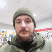  ,   Artem, 34 ,  