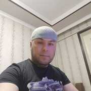  ,   Kamoliddin, 40 ,  