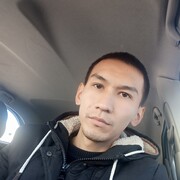  ,  Aleke, 33