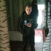  ,   Malik, 24 ,   c , 