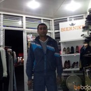  ,   Janik, 40 ,   
