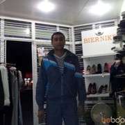  ,   Janik, 39 ,   