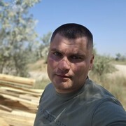  ,  LEON, 35