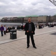  ,   Leon, 51 ,   ,   , c 