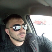  ,   Ksander Cage, 34 ,   c 