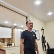  ,  Alex, 40