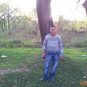  ,   Beso, 48 ,  