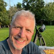  Frankfurt am Main,   Bernard, 56 ,   ,   