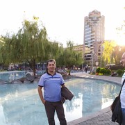  ,  Dima, 43