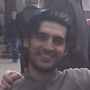  ,  Ali, 42