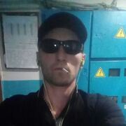  ,  Andrey, 22