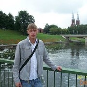  ,   Tomas, 40 ,   