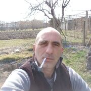  ,   Temuri, 42 ,   , 