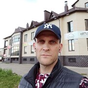  ,   Maxim, 44 ,   ,   , c 