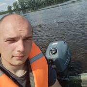  ,  Gritcher, 25