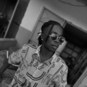  ,   Emmanuel, 25 ,     , c 