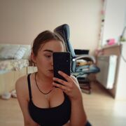  , 
