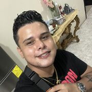  Guayaquil,  Elio, 29