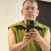  ,   Ramil, 49 ,  