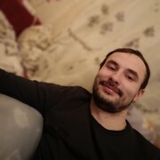  ,   Vladislav, 27 ,   c 
