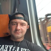  ,   Maxim, 37 ,   ,   