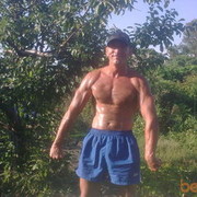  ,   Halk, 42 ,  