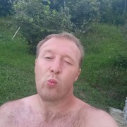  ,   Maksim, 32 ,   ,   