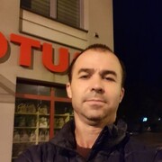  Karczew,  Andrei, 52