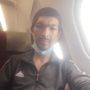  ,  Xuligan Bek, 35