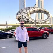  ,  Farid, 44