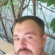  ,   Vyacheslav, 33 ,   c 