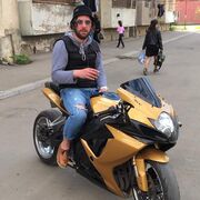  ,  Nika, 36
