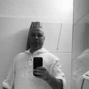  ,  Andrei, 40