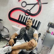  ,   Simon, 32 ,   ,   
