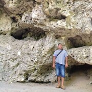  ,   Filip, 45 ,   ,   