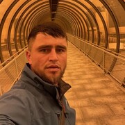  -,   Mahdi, 32 ,   ,   