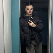  ,  Roman, 20