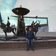  ,  Dima, 40