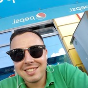  ,   Micha, 31 ,   