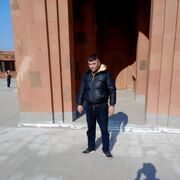  ,   Vardan, 32 ,   ,   