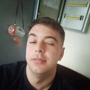  ,   Leo, 34 ,   ,   