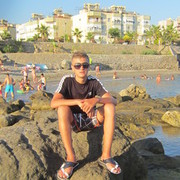  ,   Grisa, 28 ,   