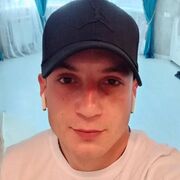  ,   Maxim, 33 ,   ,   