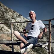  -,   Alexander, 28 ,     , c , 